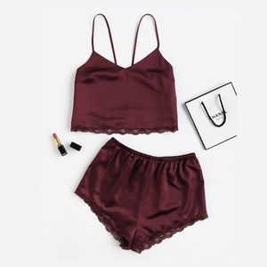 Crimson Burgundy Lace Trim Satin feel Cami and Shorts Pajama Set size Small